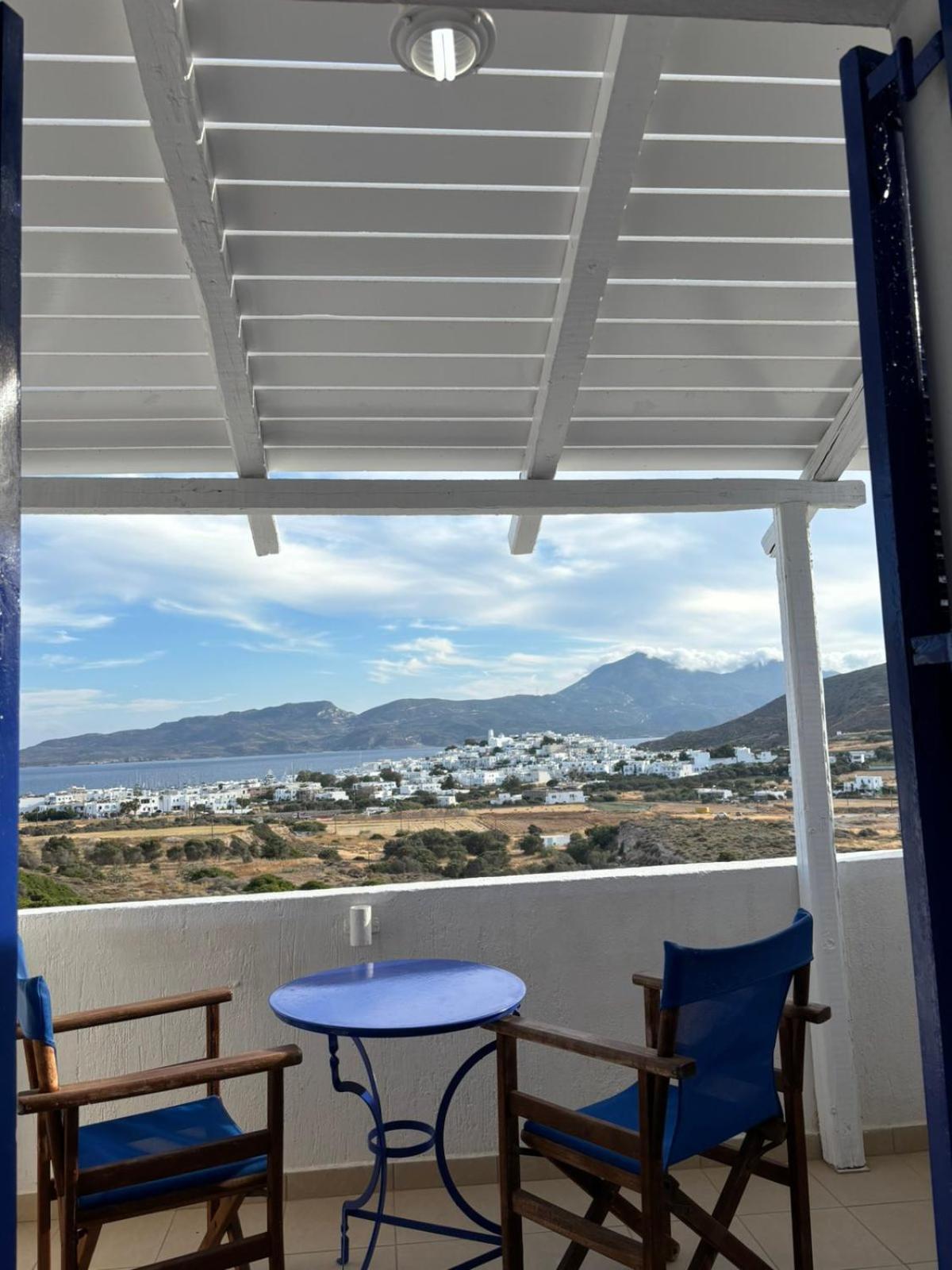 Hotel Kapetan Giannis Adamantas  Exterior foto