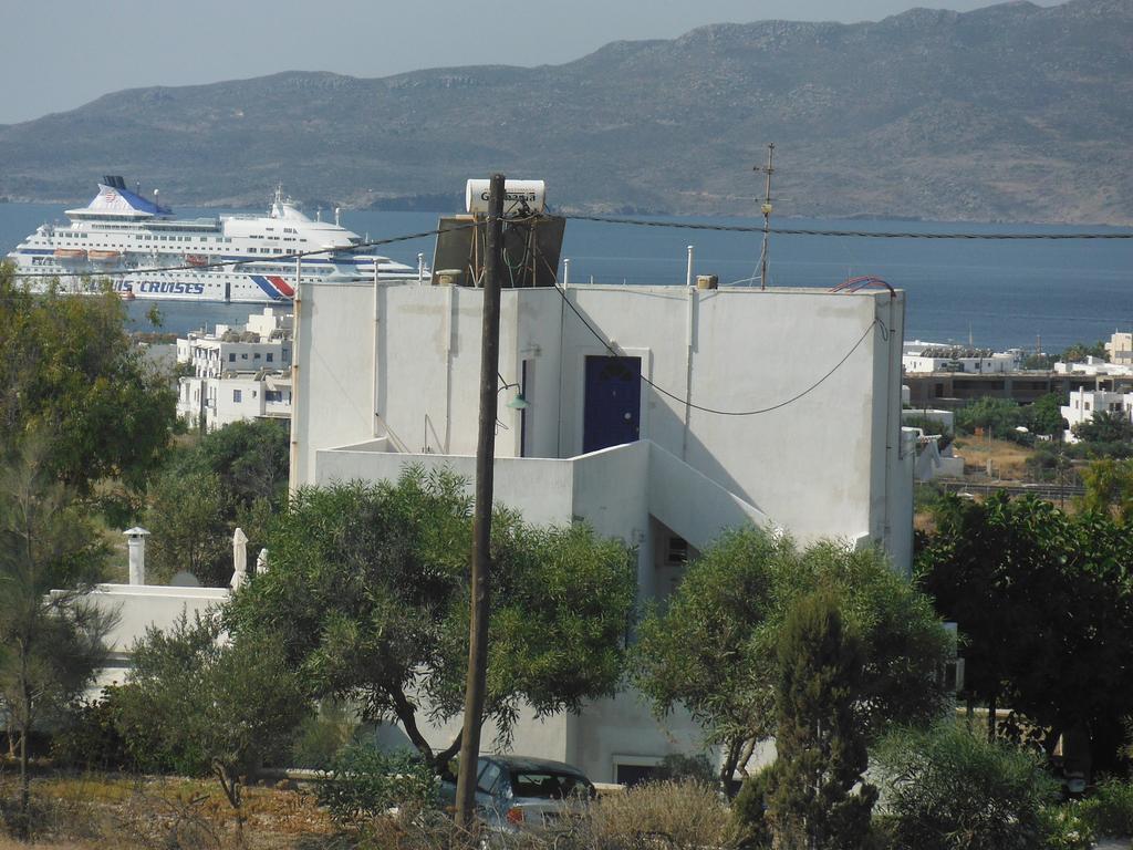 Hotel Kapetan Giannis Adamantas  Exterior foto